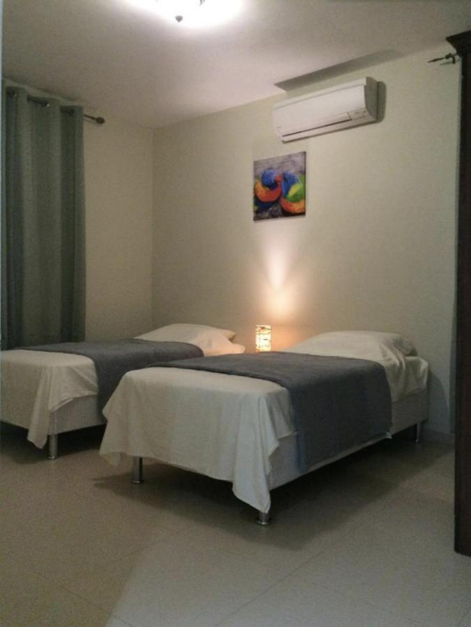 Andira Apartments วิลเลมสตัด ภายนอก รูปภาพ